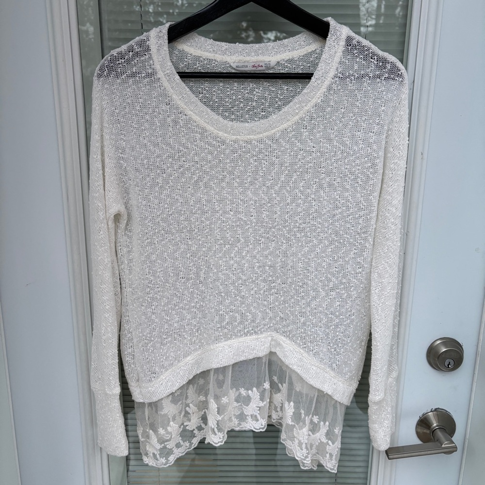 Hollister + Lucy Hale XS/S Relaxed Fit Ivory Sweater with Lace Hem